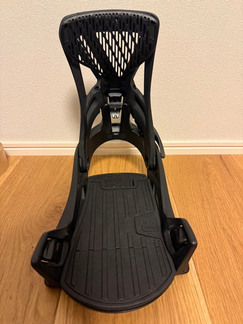 GENESIS ステップオン　ブラック スノーボードビンディング（左足のみ）