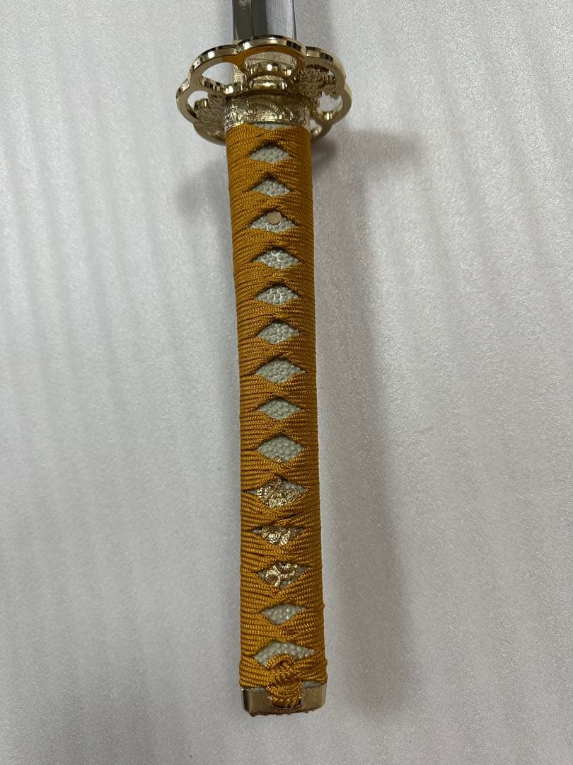 新品 模造刀　樋入り刀身 打刀 金鞘　コスプレ 鞘付き長さ約105cm 26A3