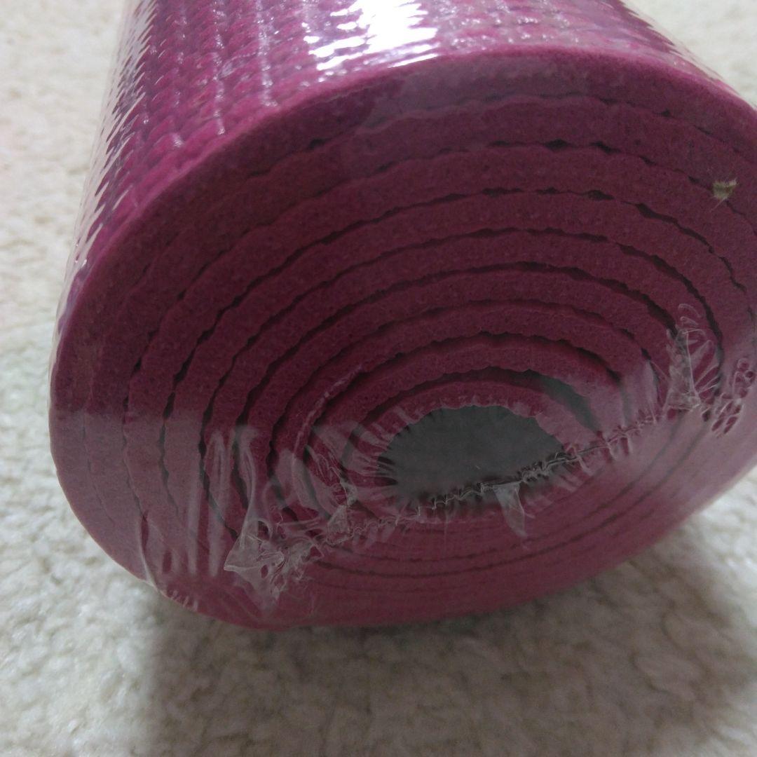 ホットヨガスタジオラバ　ヨガグッズ　3点