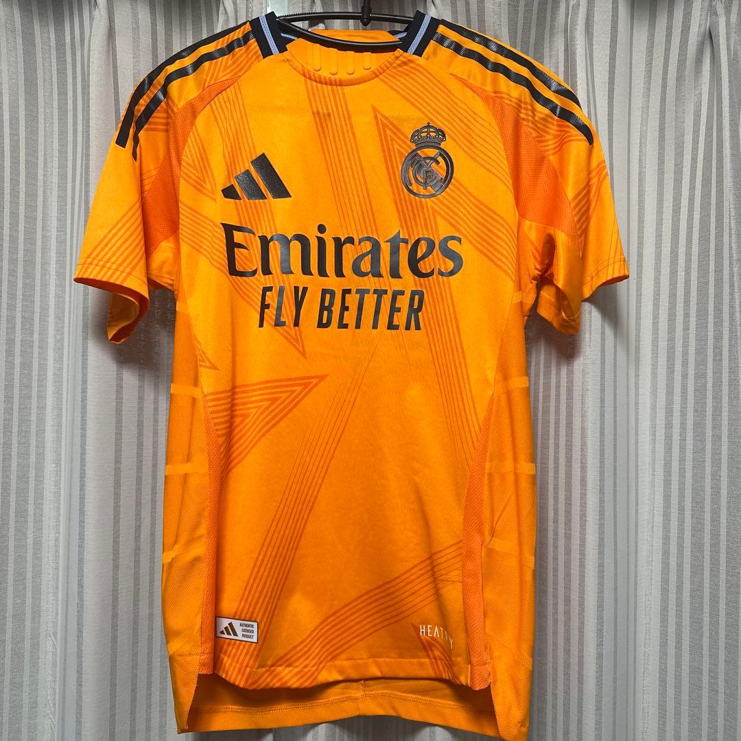 レアルマドリード　オーセンティックユニフォーム•半袖