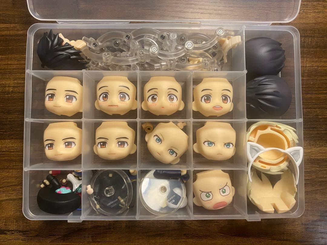 【モモ】激レア！ヴィクトルユーリ勇利ねんどろいど フィギュア