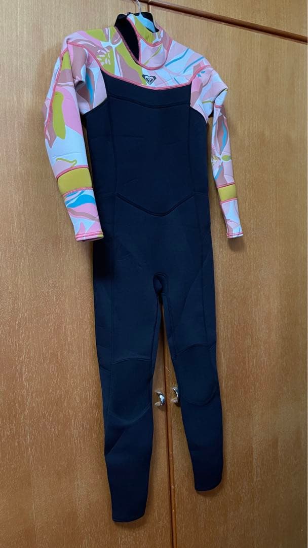 ロキシー　ウェットスーツ　150