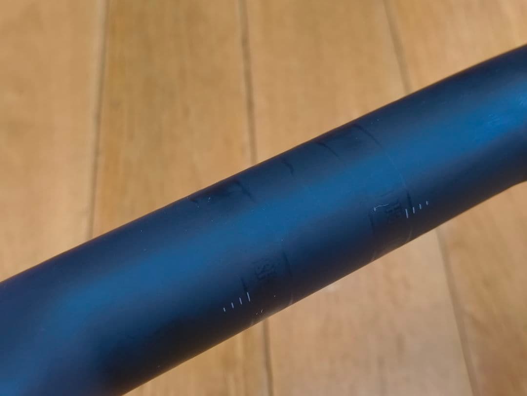 TREK BONTRAGER エアロPROカーボンハンドル 走行少中古品 キズ有