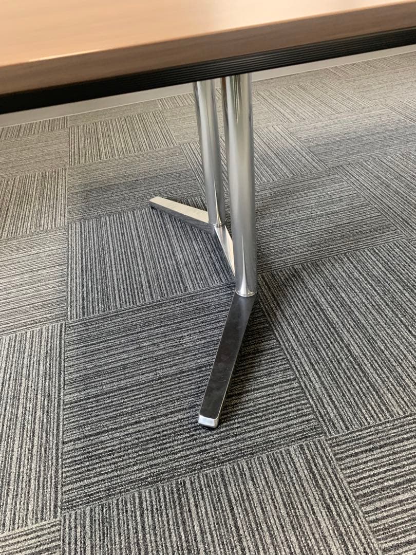 定価100万円越え！オカムラ ラティオ2シリーズ 3600ミーティングテーブル