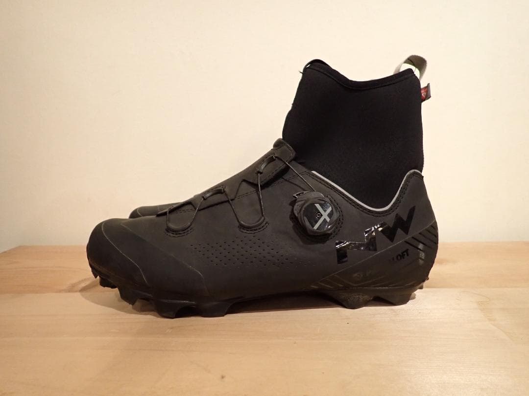 NORTHWAVE　MAGMA XC CORE　プリマロフト　サイズ43