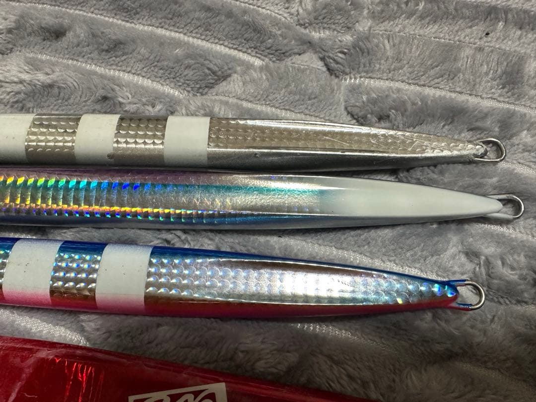 羽田ジグ　黒羽170✖️2 200✖️1 ウコロジク　250、300