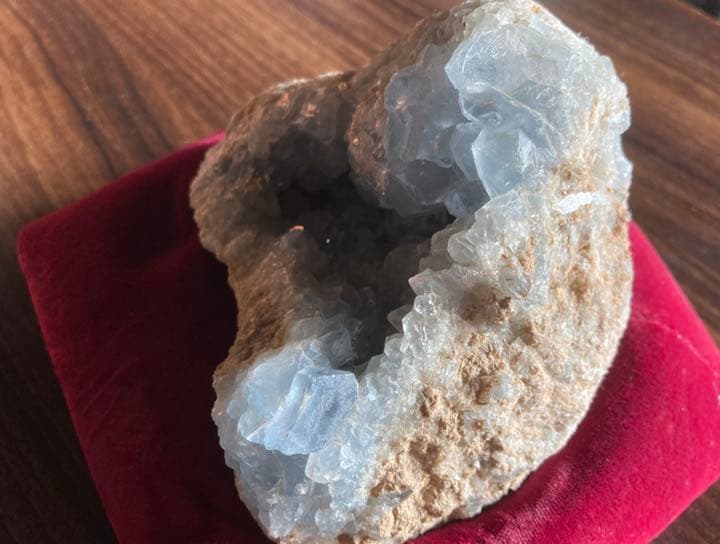 【値下】セレスタイト 原石 晶洞 クラスター　セレスティアルピロー®️付き