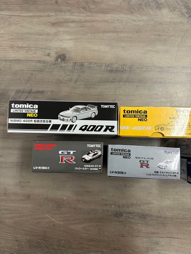 トミカリミテッドビンテージネオ　GT-R 8台セット
