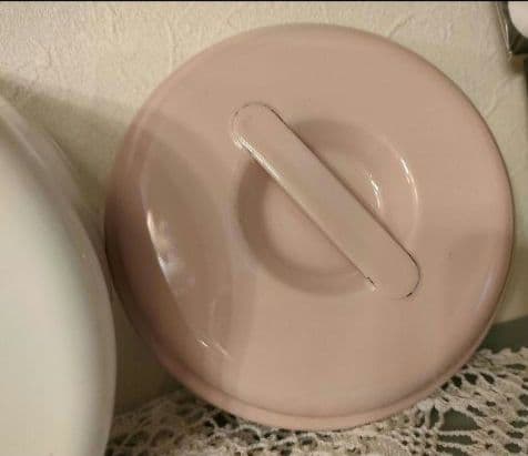 1790:イマン 好き！プリンセスローズ　丸缶S　新品・未使用