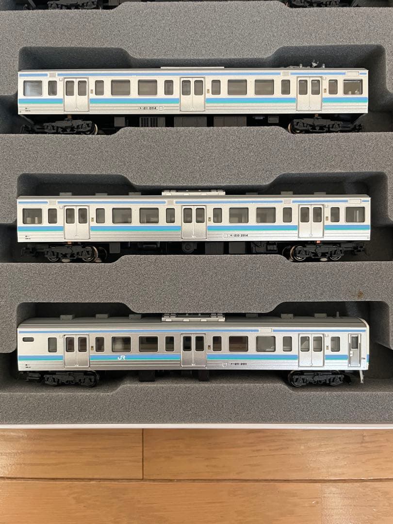 【美品】KATO 10-1425 211系2000番台　長野色6両セット