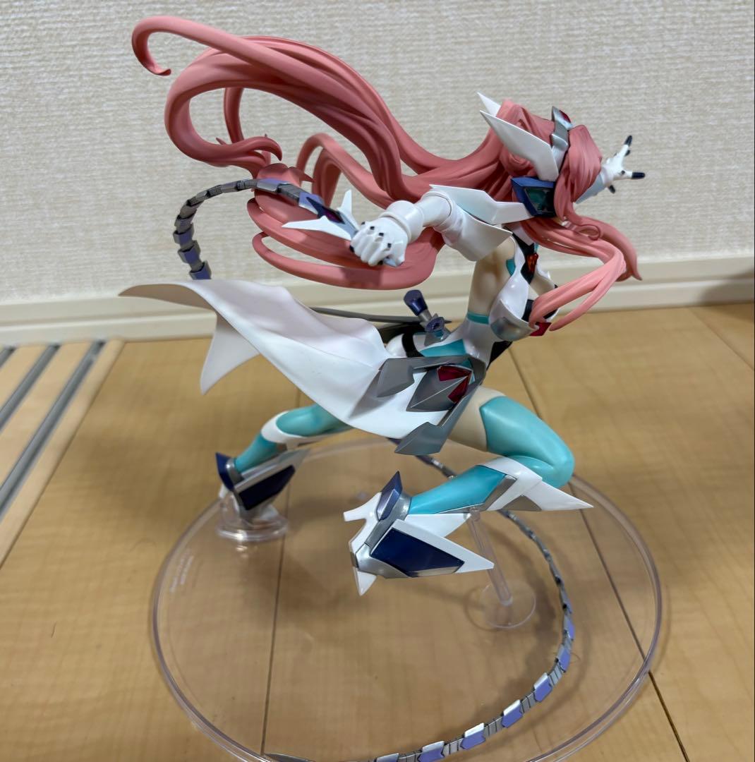 戦姫絶唱シンフォギア　マリア　フィギュア