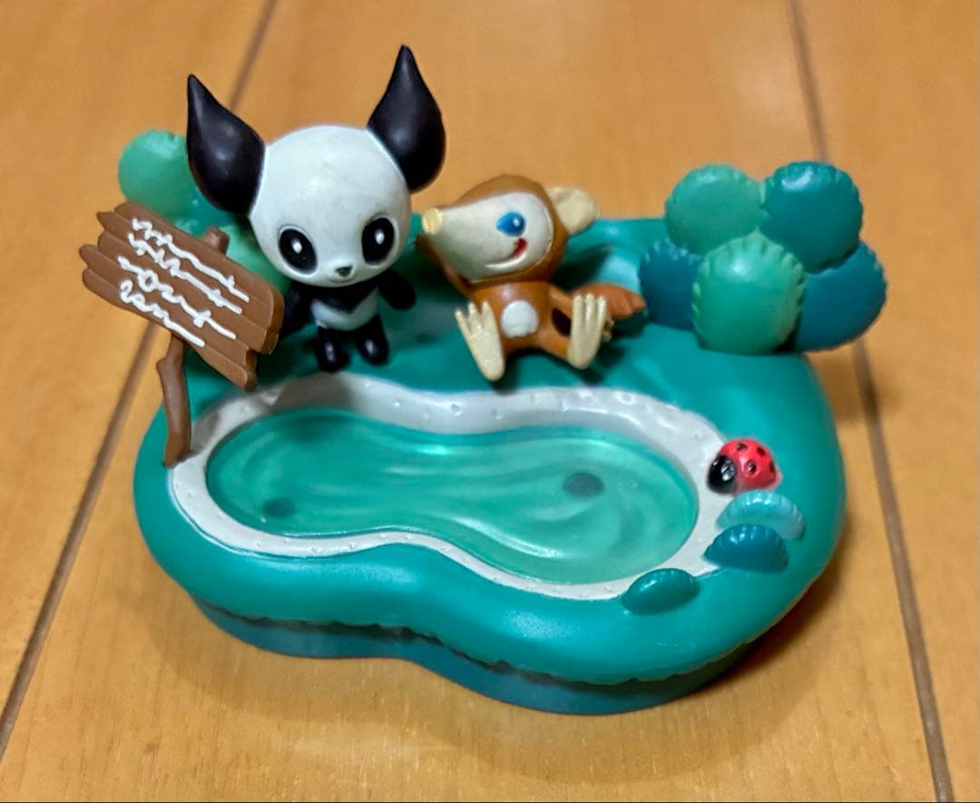 旧 クラシック リヴリーアイランド　フィギュア & シャーペン & ボールペン