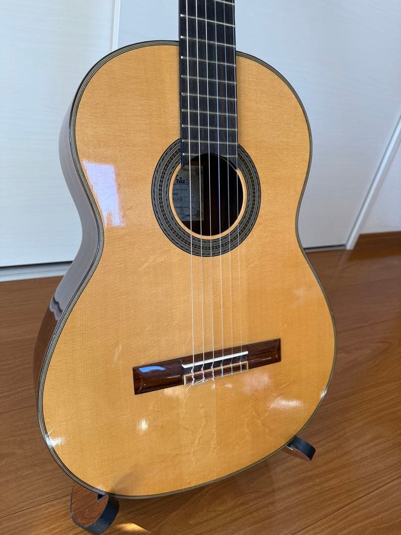 Aria A-100S 650mm オール単板　定価33,000円ケース付き