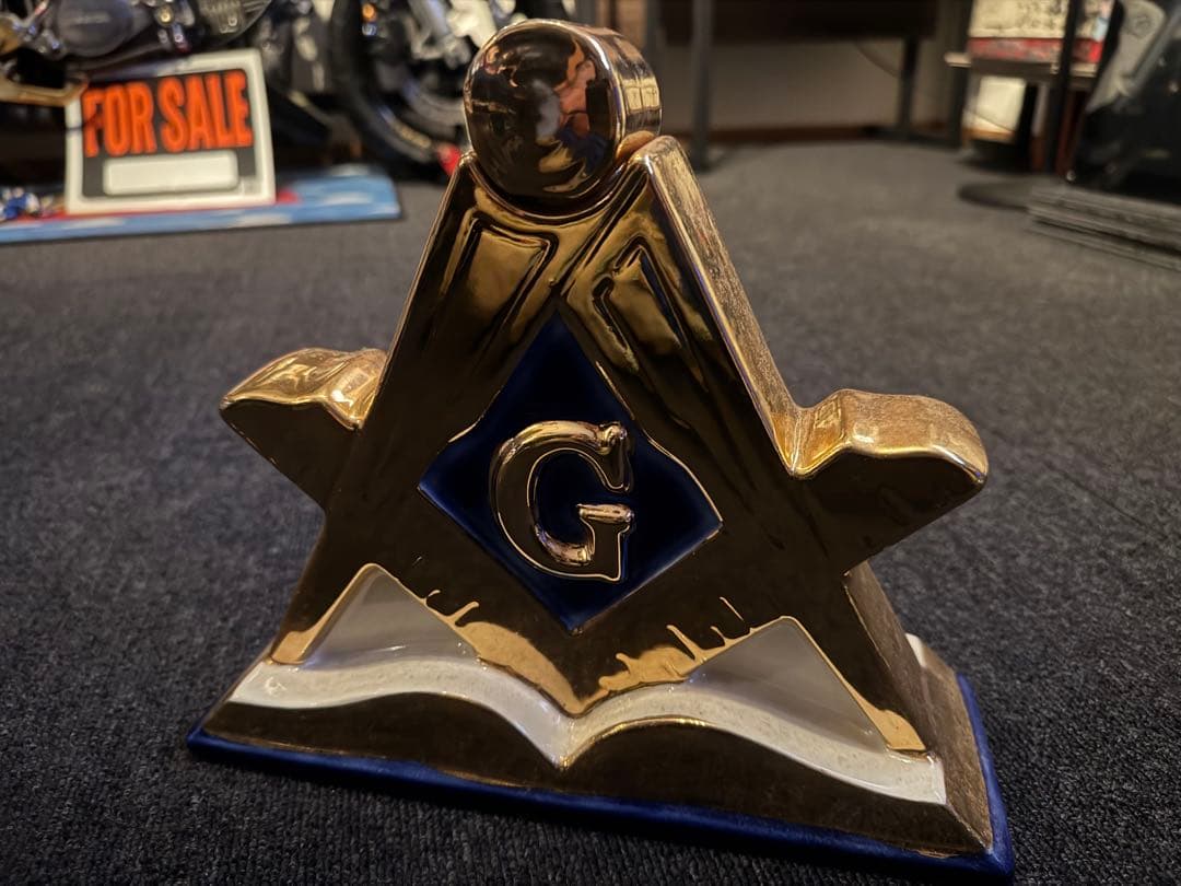 フリーメイソン シンボル 装飾品 陶器製