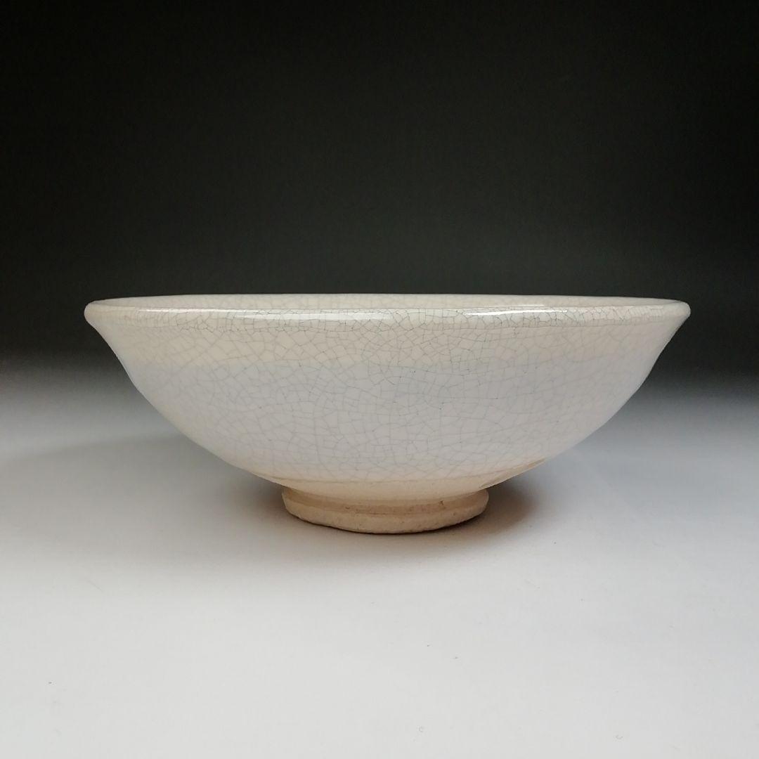 Ｔ７０３　茶碗　『白刷毛目　平茶碗』『桂窯　伊東桂楽 造』　共箱　抹茶碗　茶道具