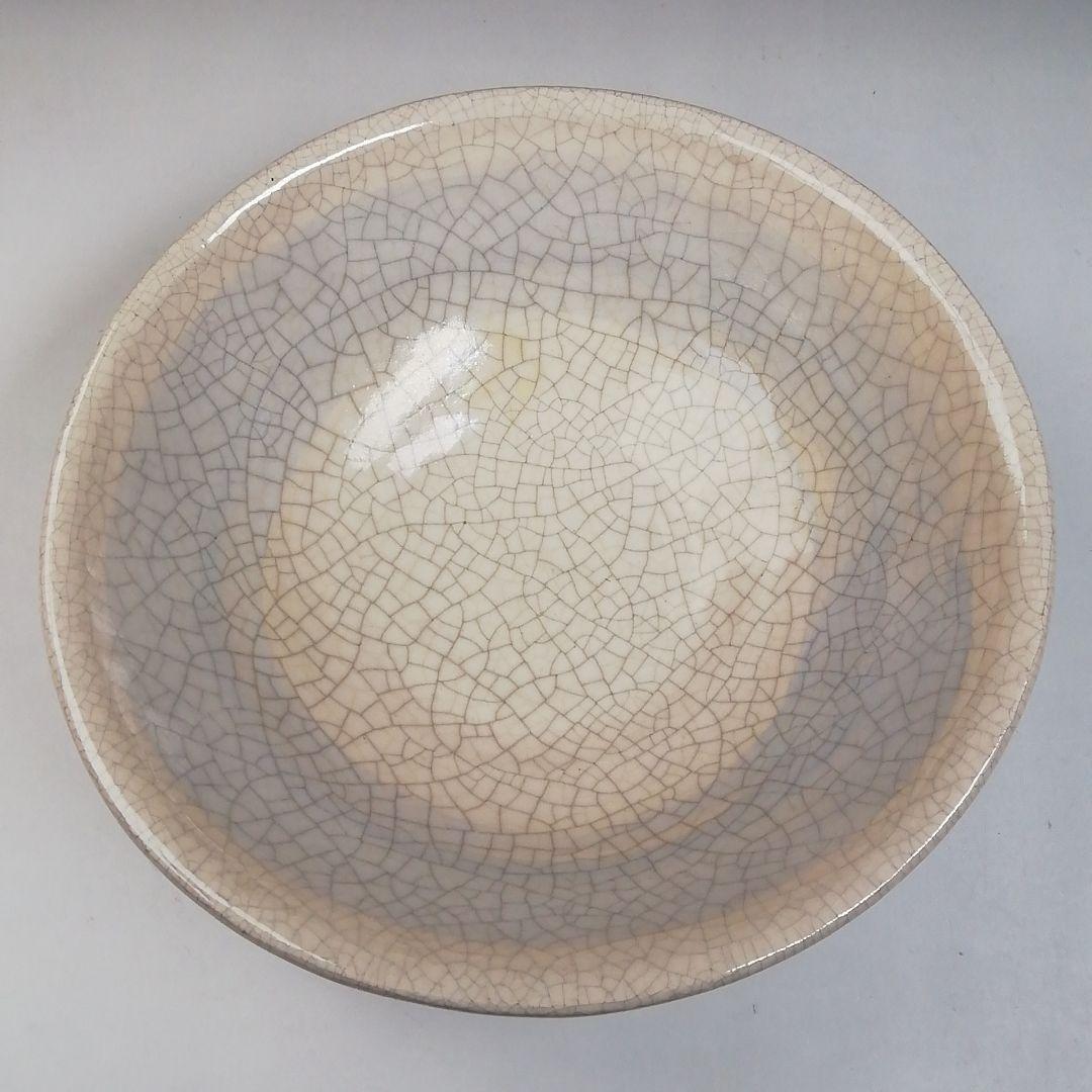 Ｔ７０３　茶碗　『白刷毛目　平茶碗』『桂窯　伊東桂楽 造』　共箱　抹茶碗　茶道具