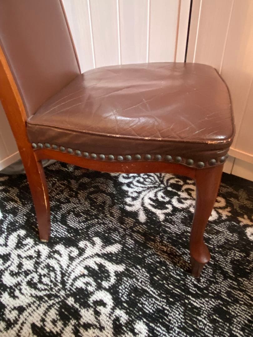 美品♦️ハイバック 猫脚 高級チェア♦️鋲留 英国風 ヴィンテージ♦️ブラウン♦️送料込