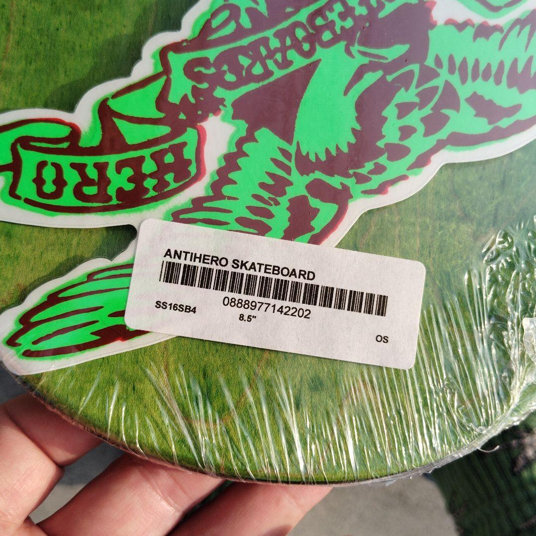 ANTI HERO SUPREME 8.5インチ
