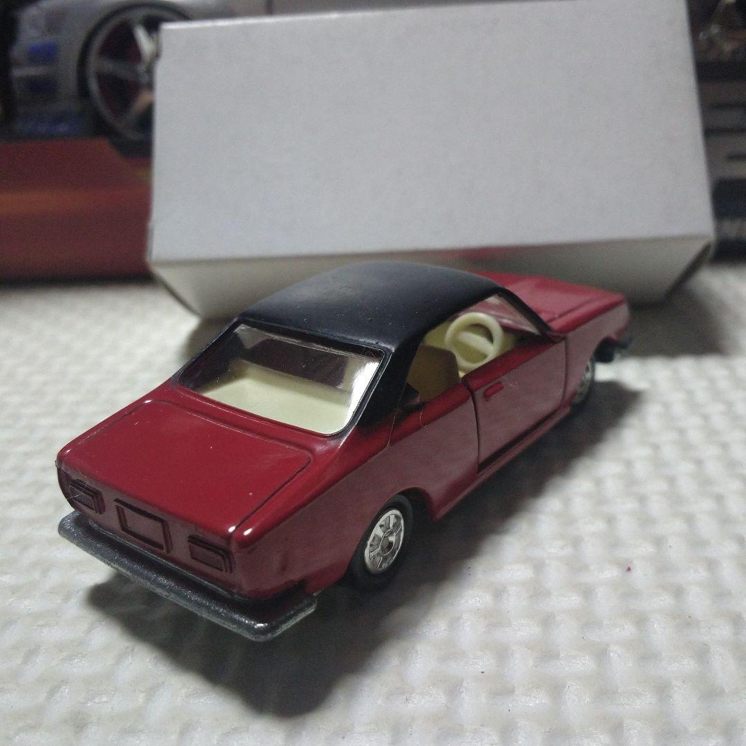 トミカ コロナ　日本製