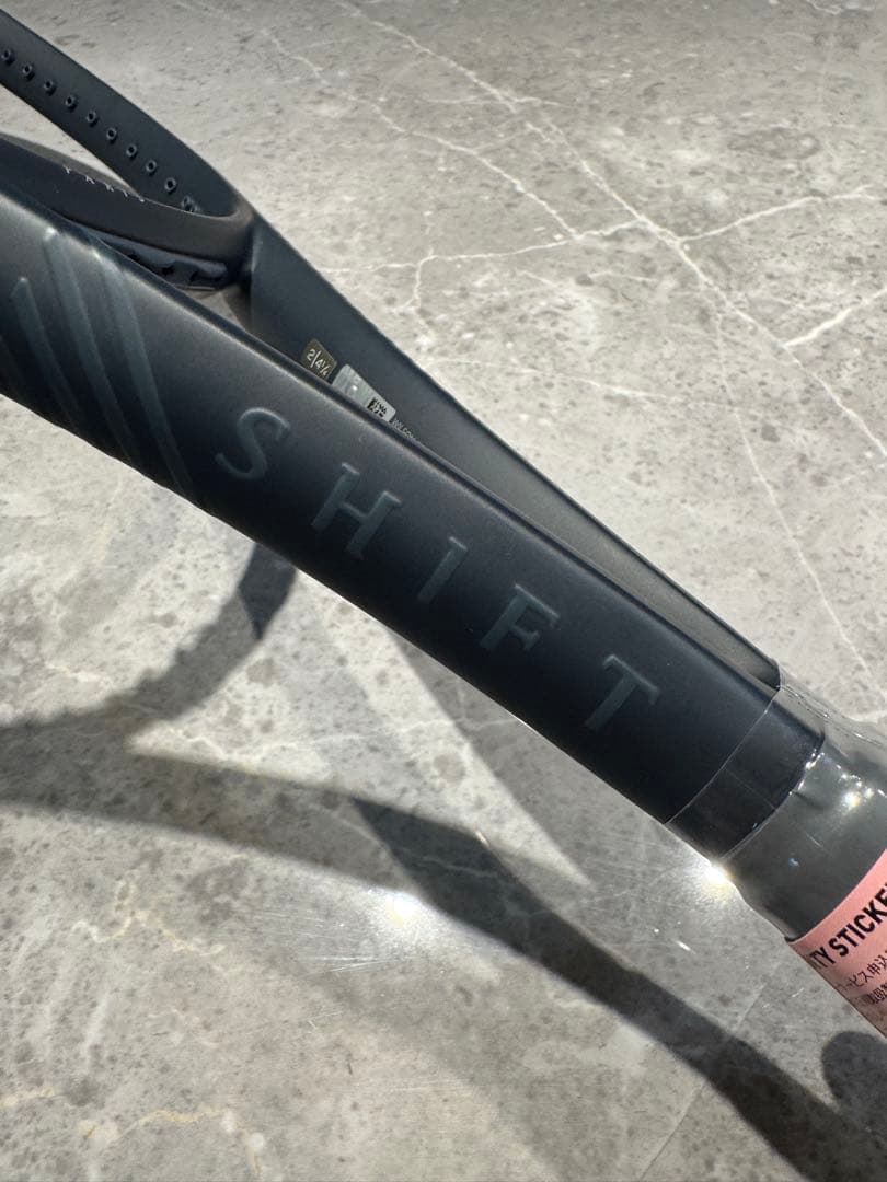 【新品未使用】ウィルソン　シフト 99 ローランギャロス限定モデル　G2