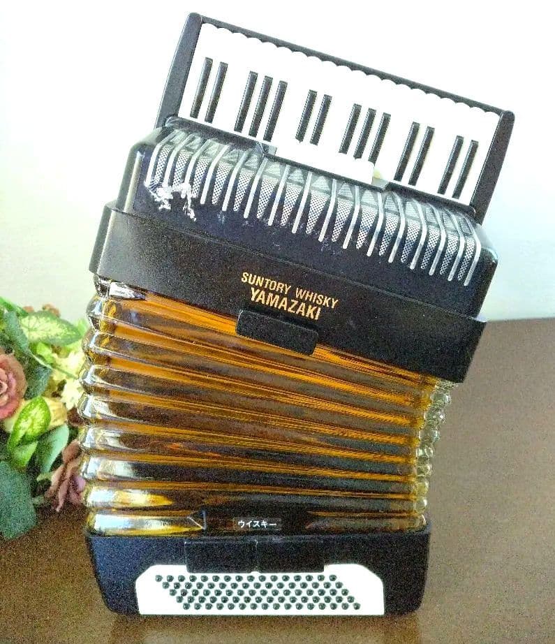 ✩サントリー　SUNTORY WHISKY　楽器ボトル 未開封６本✩