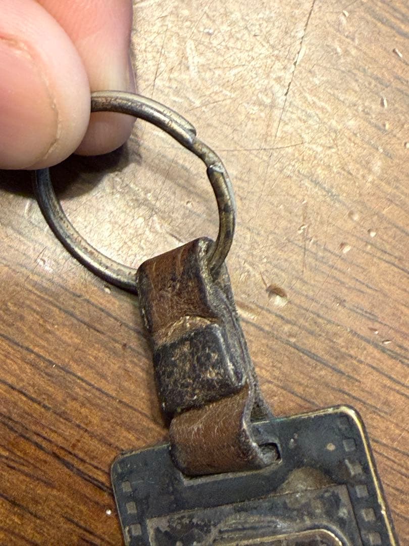 ハッセルブラッド 真鍮製ヴィンテージキーリング 70s 500C/Mモチーフ