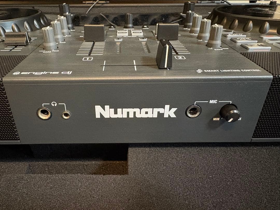 Numark Mixstream Pro+ DJコントローラー 本体