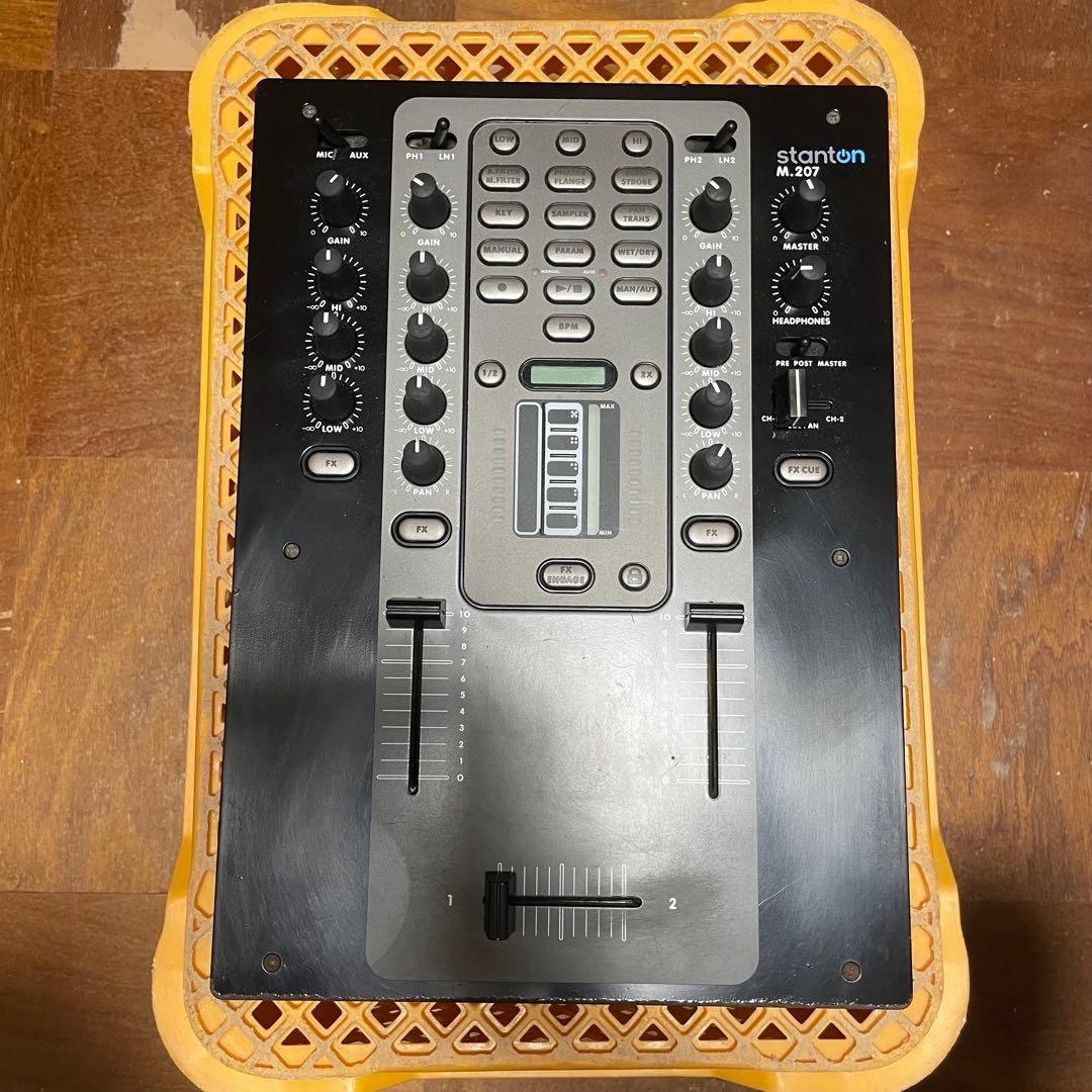 stanton M.207 DJミキサー