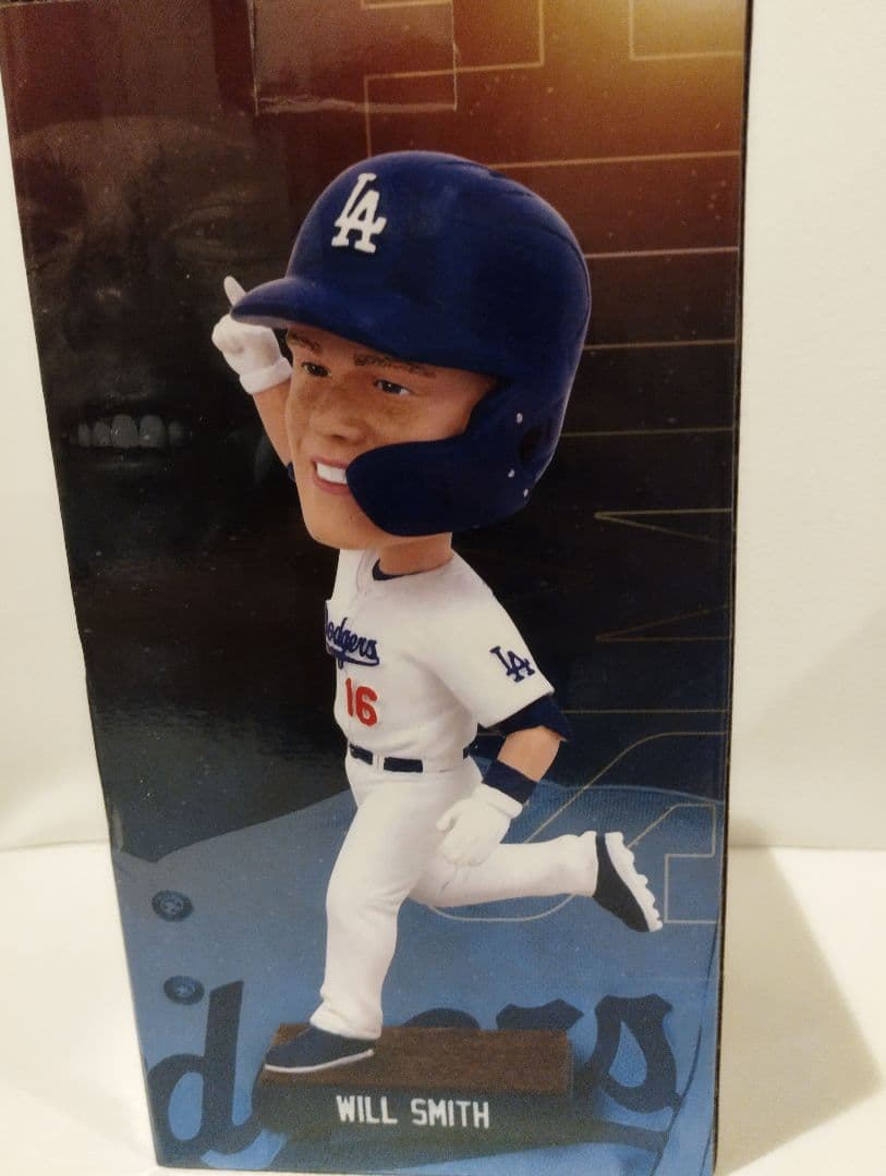 2024年5月18日ドジャースタジアム　ウィル・スミス　ボブルヘッド
