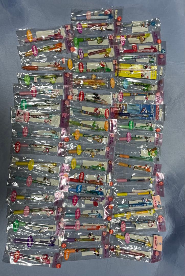 新品未開封ご当地キティボールペン&シャーペン83本セット