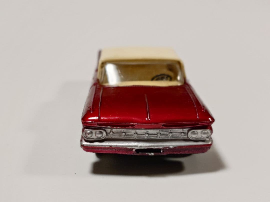 ミニカー BUBY art.1009 CHEVROLET IMPALA POLICIA