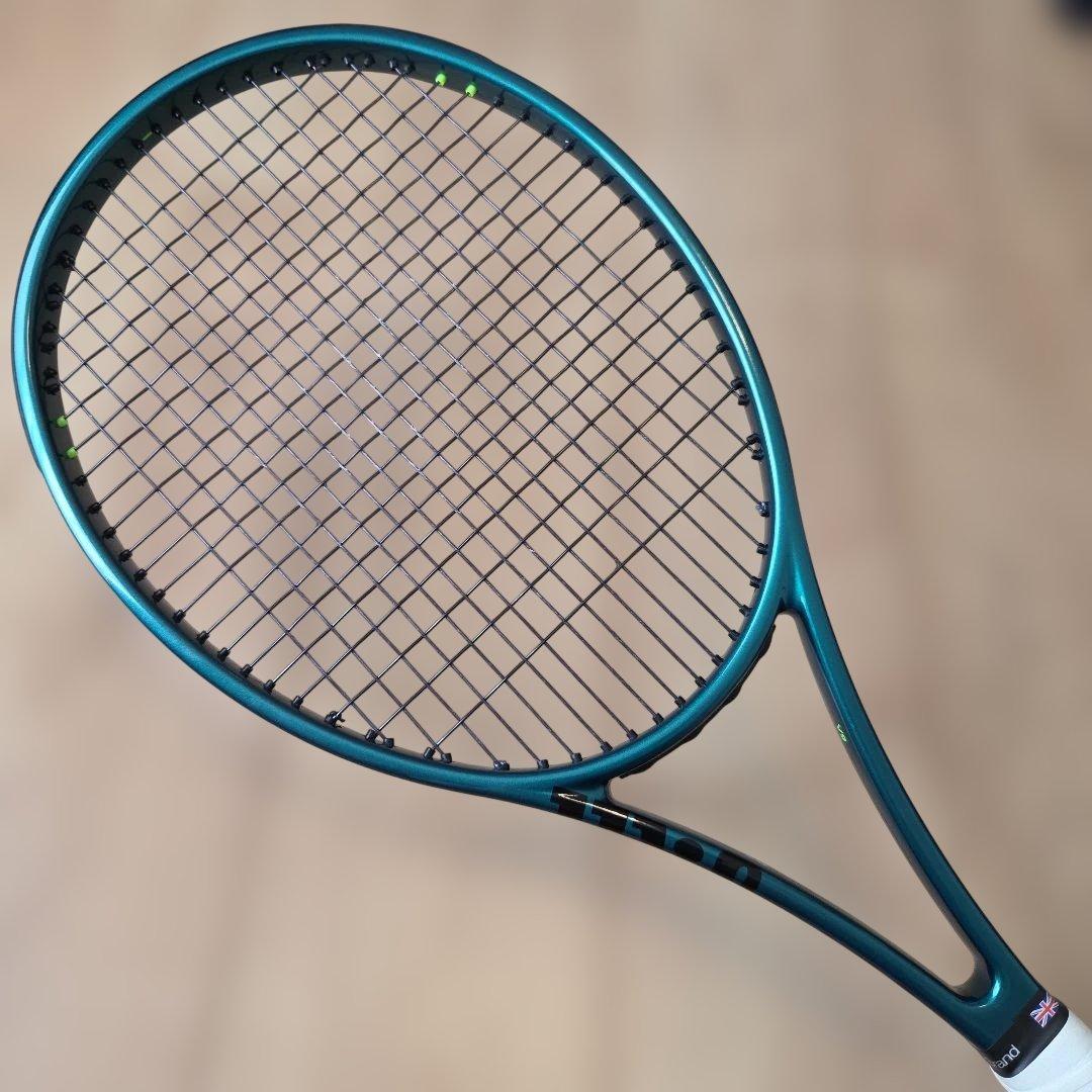 Wilson blade pro V9 18×20 G3 テニスラケット