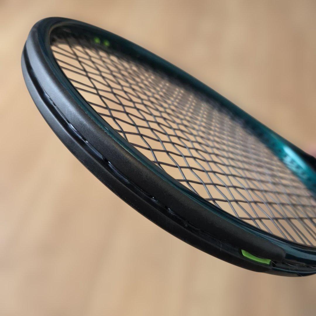 Wilson blade pro V9 18×20 G3 テニスラケット