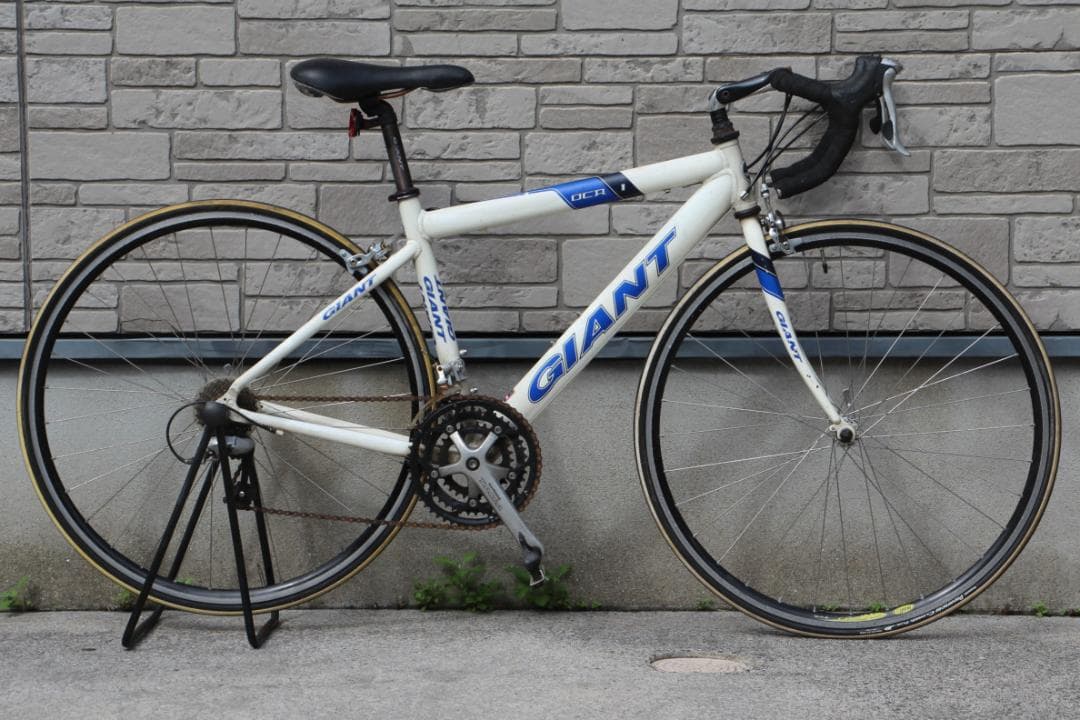 引き取り限定♪人気のGIANT♪OCR-1♪軽量アルミロードバイク♪TIAGRA