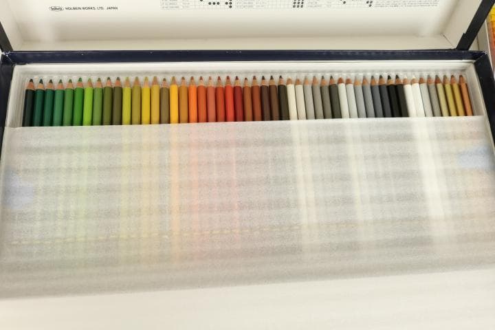 u*u様 150本セット【未使用】☆ホルベイン：OP945　アーチスト色鉛筆　全