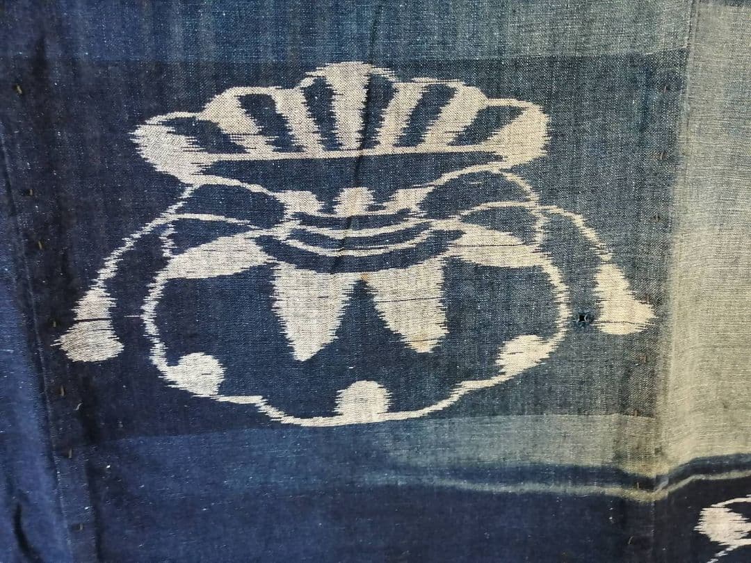 伊予絣　宝袋に蝶熨斗文　4幅