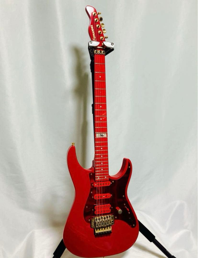 Fernandes L'Arc〜en〜Ciel Ken model