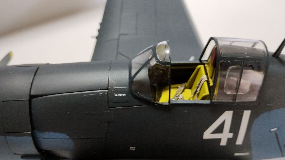 プラモデル完成機　1/32　F-6F-3/5HELLCAT
