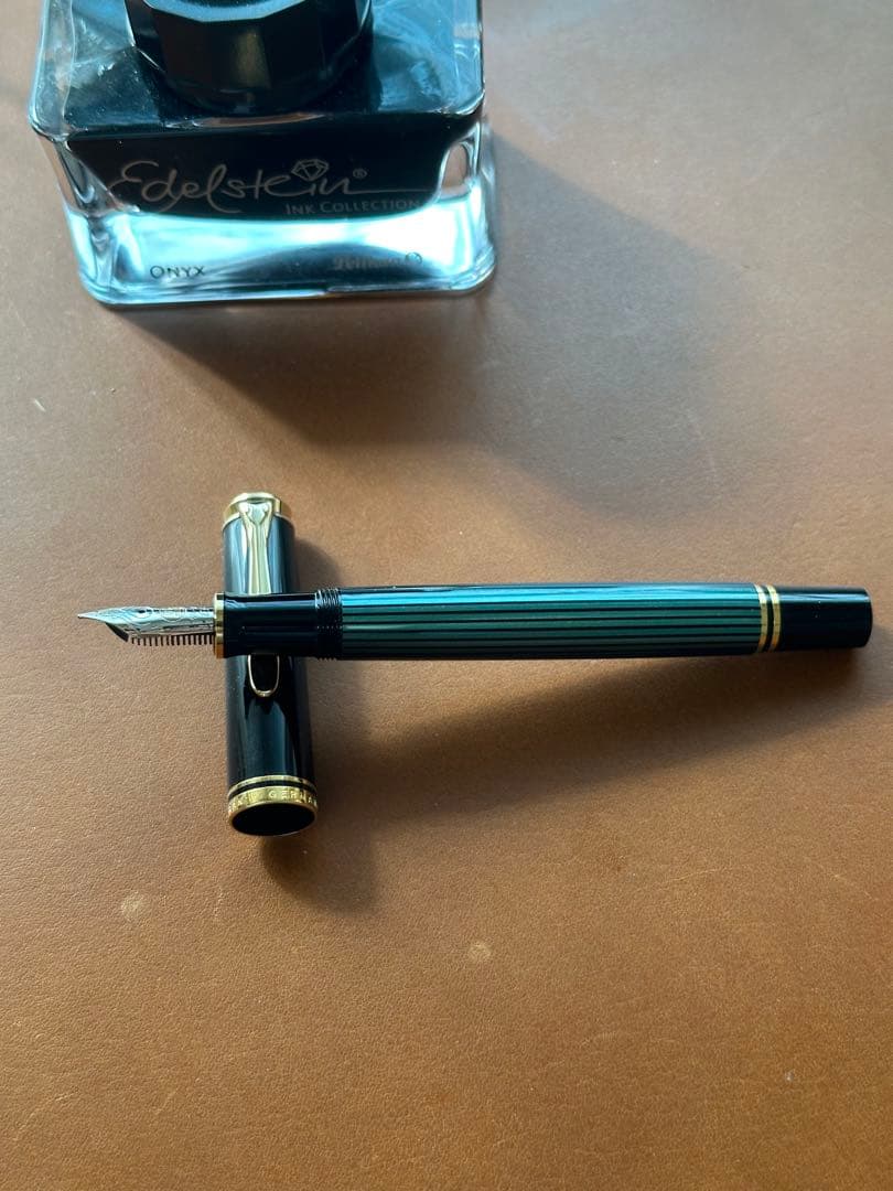 ペリカンスーべレーン　m400とEdelstein オニキスインク