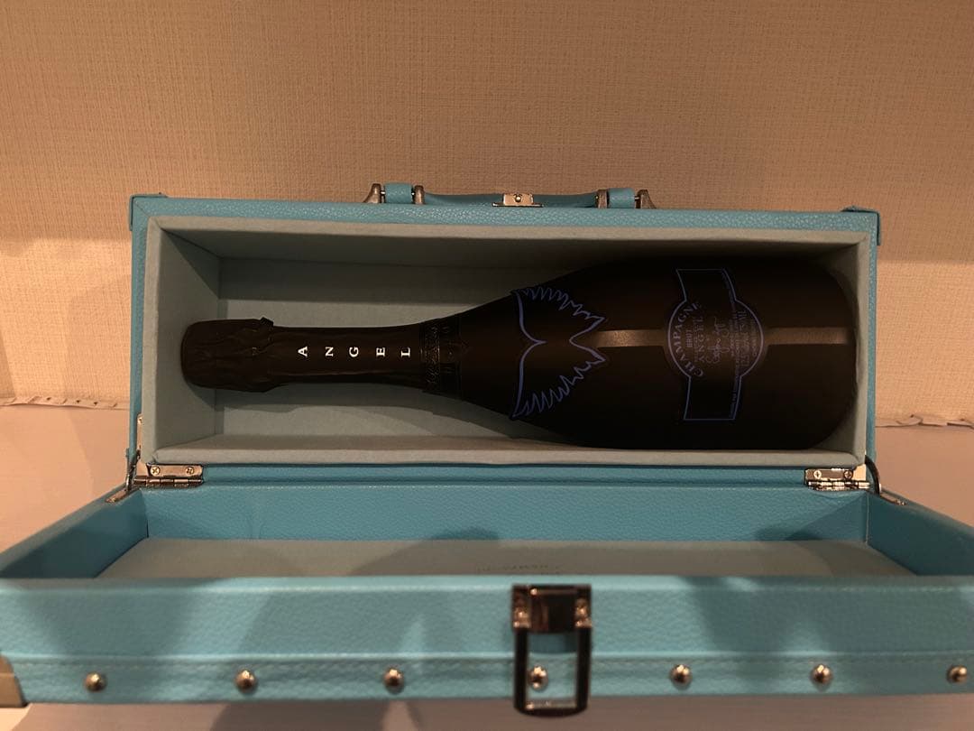 エンジェルシャンパン　ブルー