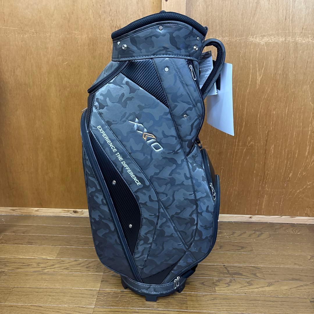 未使用品　XXIO 迷彩柄 キャディバッグ