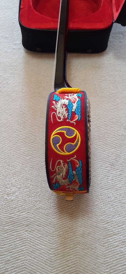 高級品沖縄三線豪華セット①☆ケース付属品多数☆両面本ヘビ革本蛇革リアルスネーク