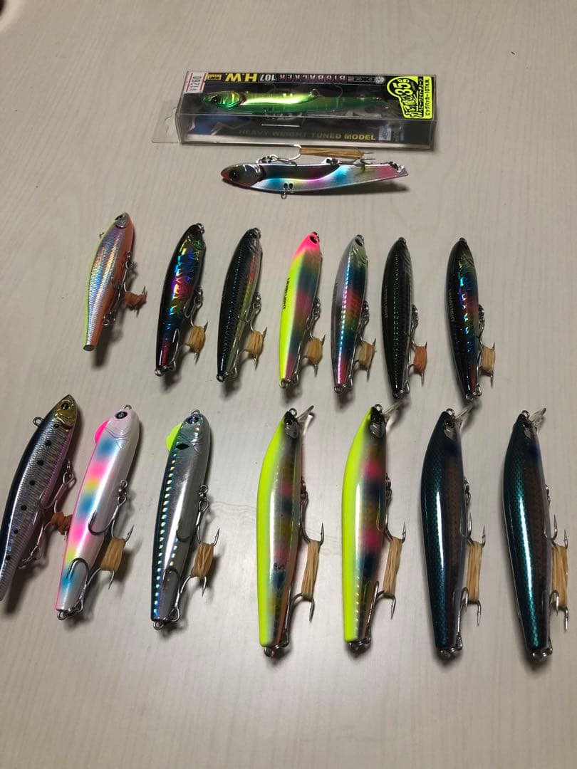 シーバスルアー 16個セット 内未使用1個含む　多少汚れ傷あり