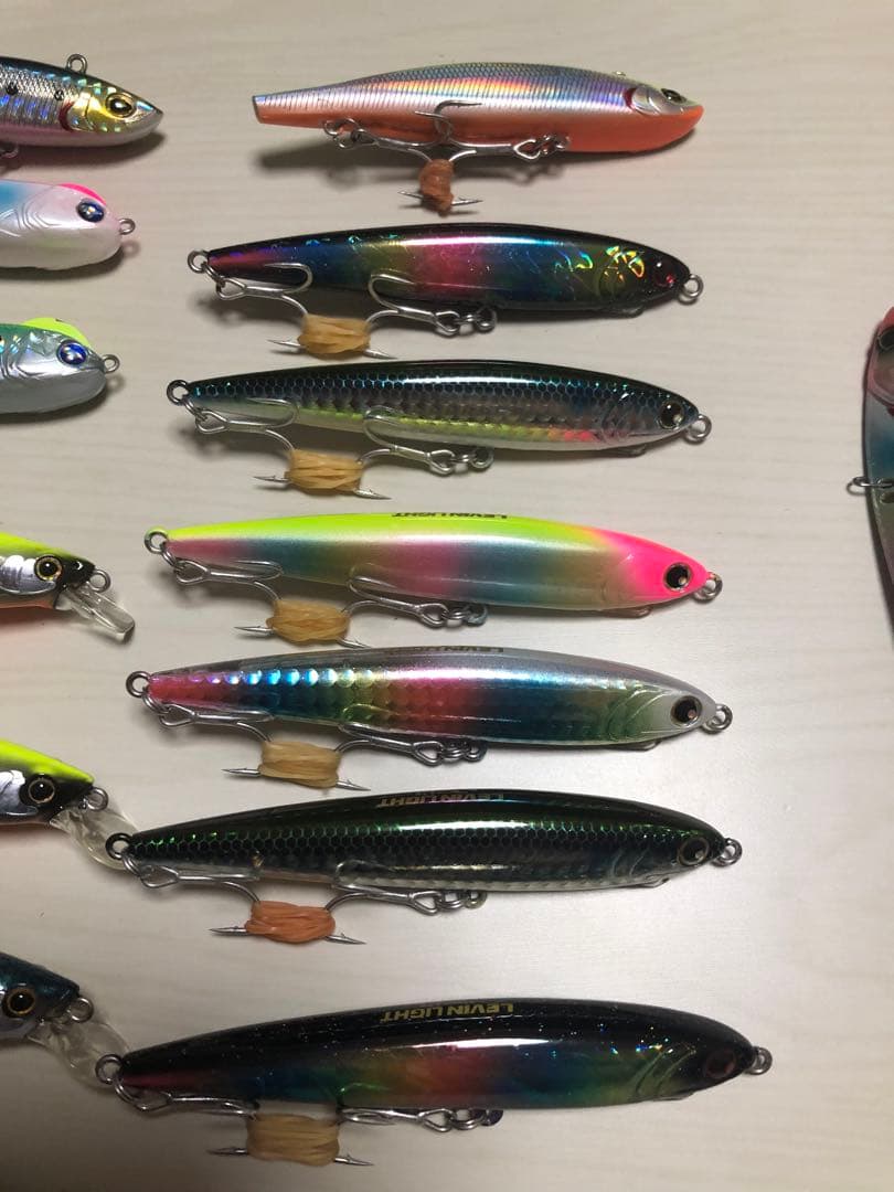 シーバスルアー 16個セット 内未使用1個含む　多少汚れ傷あり
