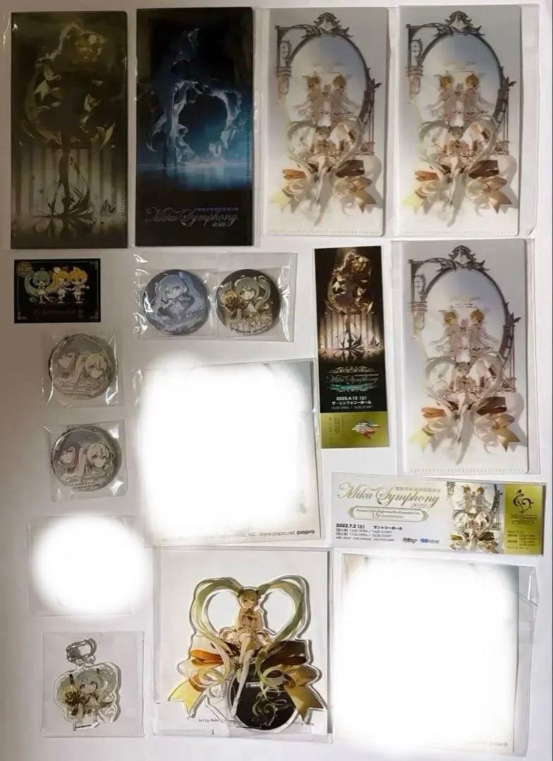 初音ミクシンフォニー　特典　アクスタ　缶バッジ　まとめ売り