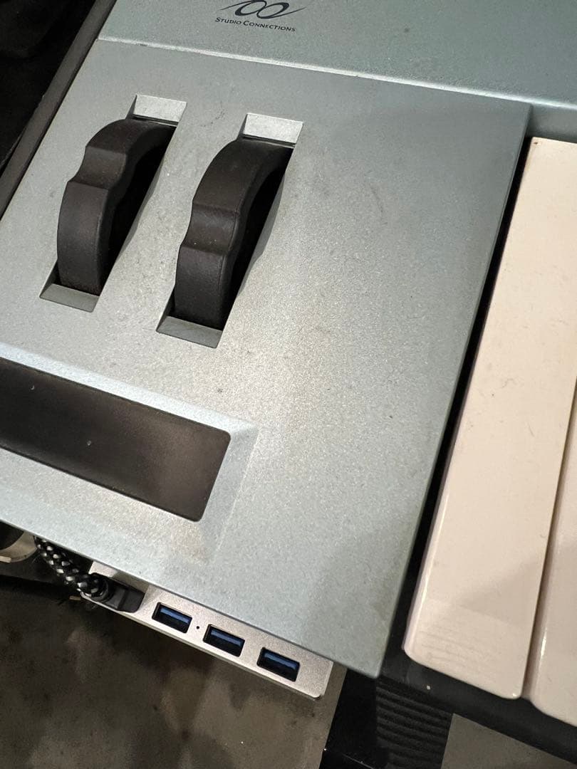 <送料込み>Yamaha MOTIF XS7 シンセサイザー 76鍵　ペダル付き