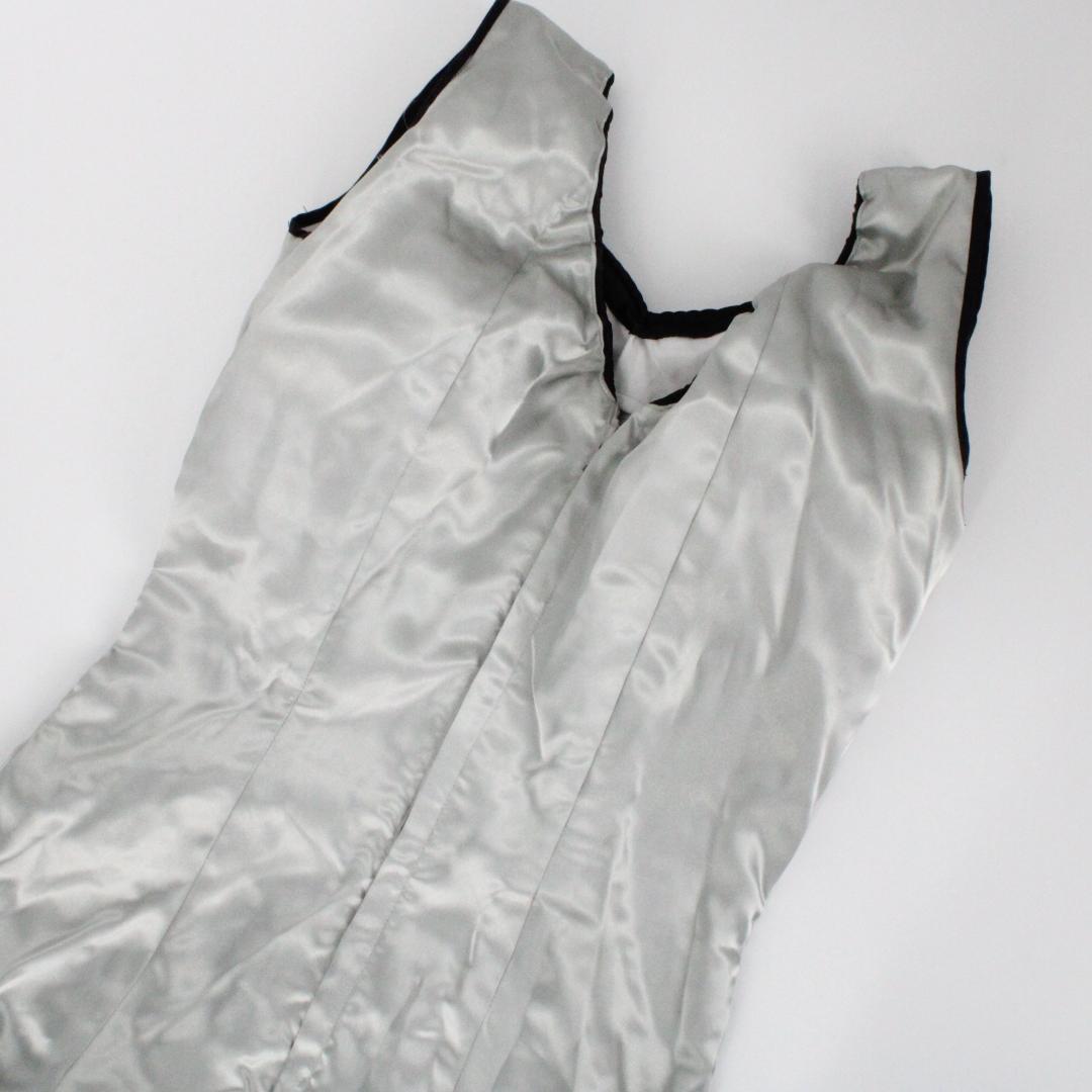 【美品 フラメンコ衣装】光沢シルバーグレー×ブラック ドレス 胸パット付き