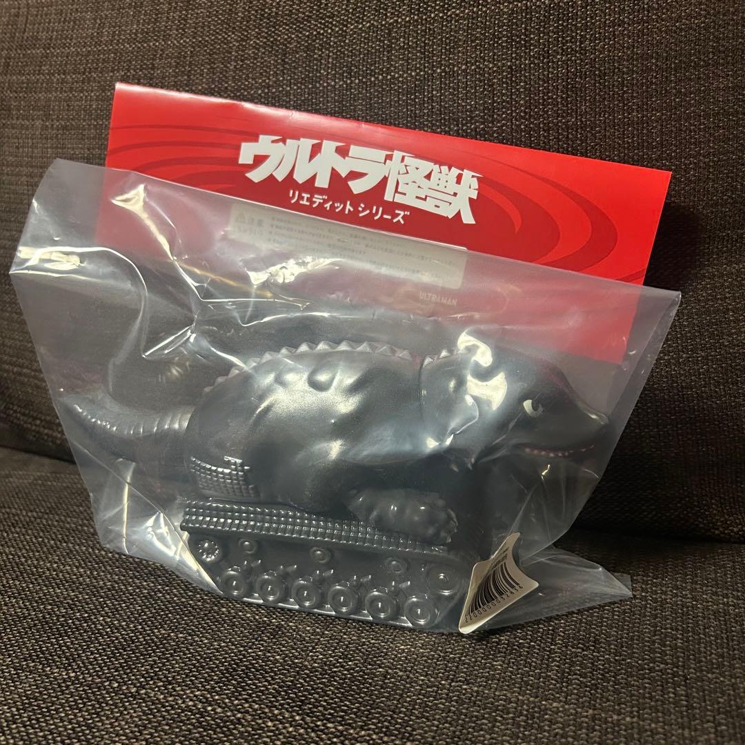 ELECTRIC TOYS ソフビ　恐竜戦車