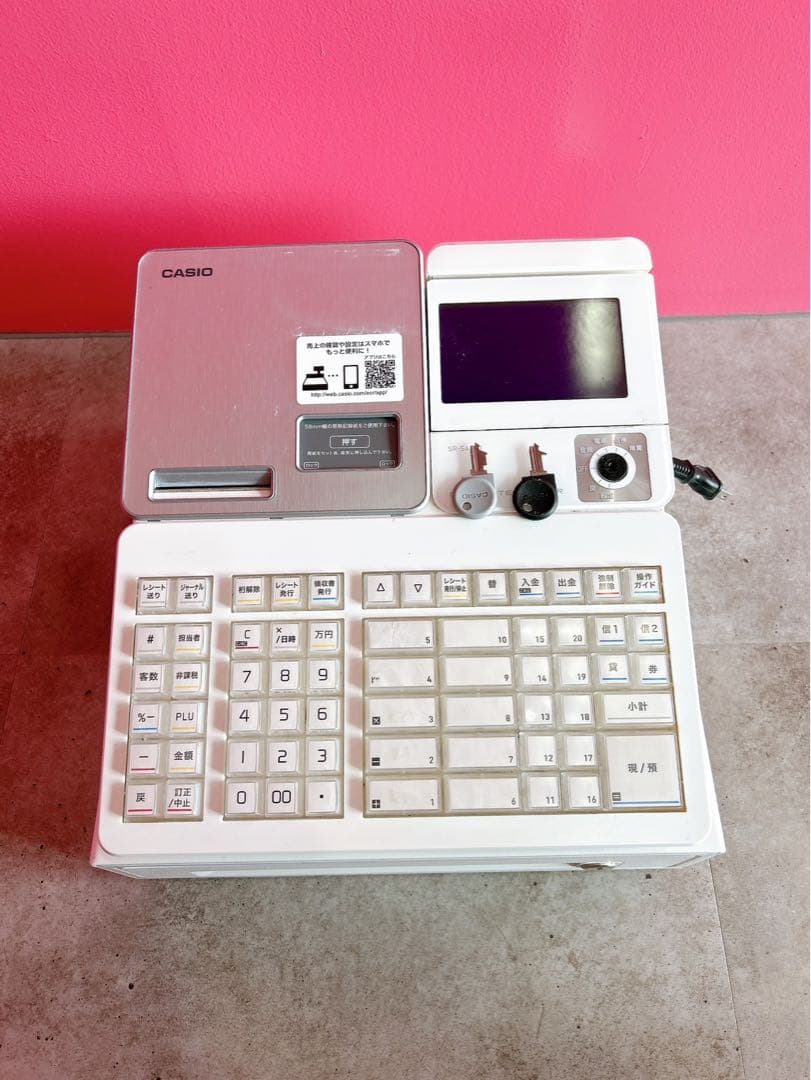 CASIO ホワイト レジスター
