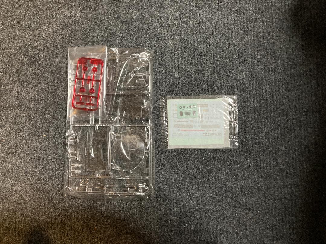 TAMIYA　1/24スポーツカーシリーズ　ラフェラーリ